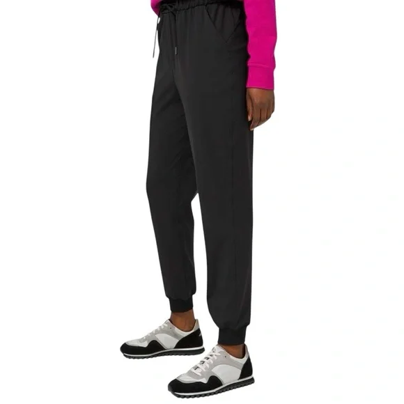 Lululemon Joggers 4 Black